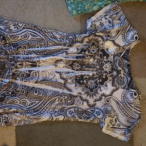 Black and white pattern short sleeve